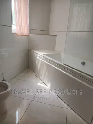 Furnished 4bdrm Duplex in Bananas Lsland for rent