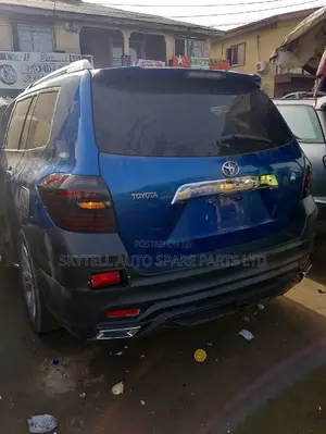 Toyota Highlander 2008 Converted to VIP Model