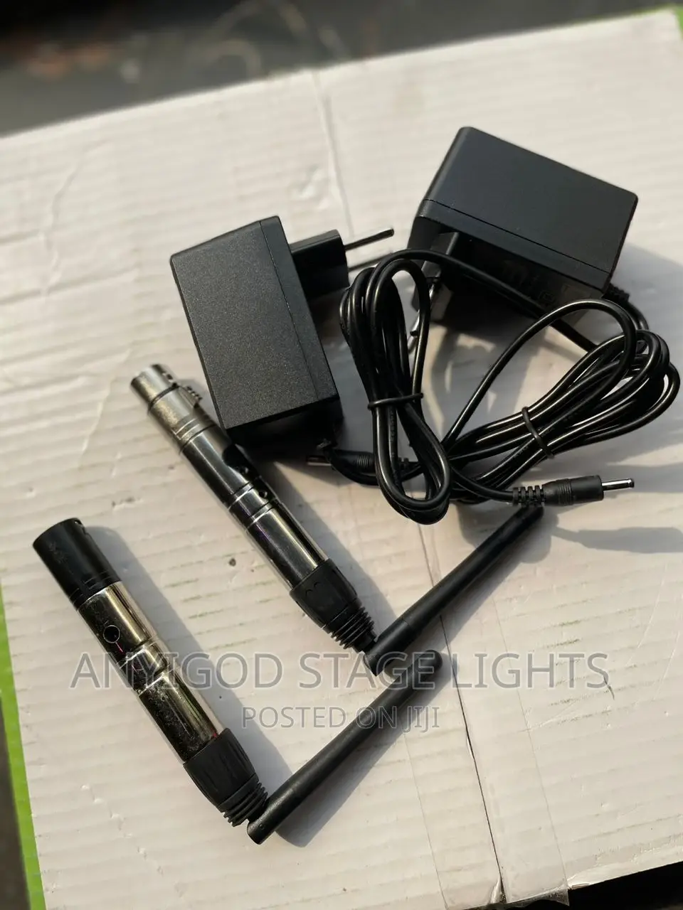 DMX Signal Transmitter and Receiver