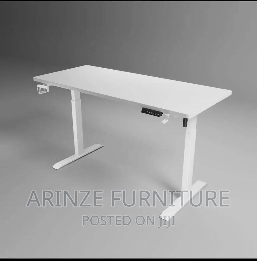 Adjustable Gaming Table