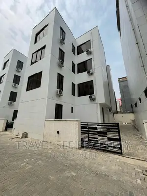 Furnished 4bdrm Duplex in Bananas Lsland for sale