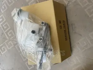Toyota Hilux Brake Master Cylinder (Aisin) Japan
