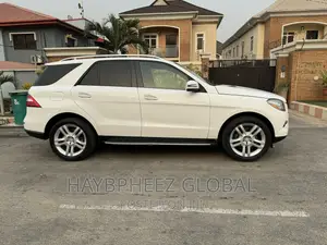Mercedes-Benz M Class ML350 4dr SUV (3.5L 6cyl 7A) 2014 White