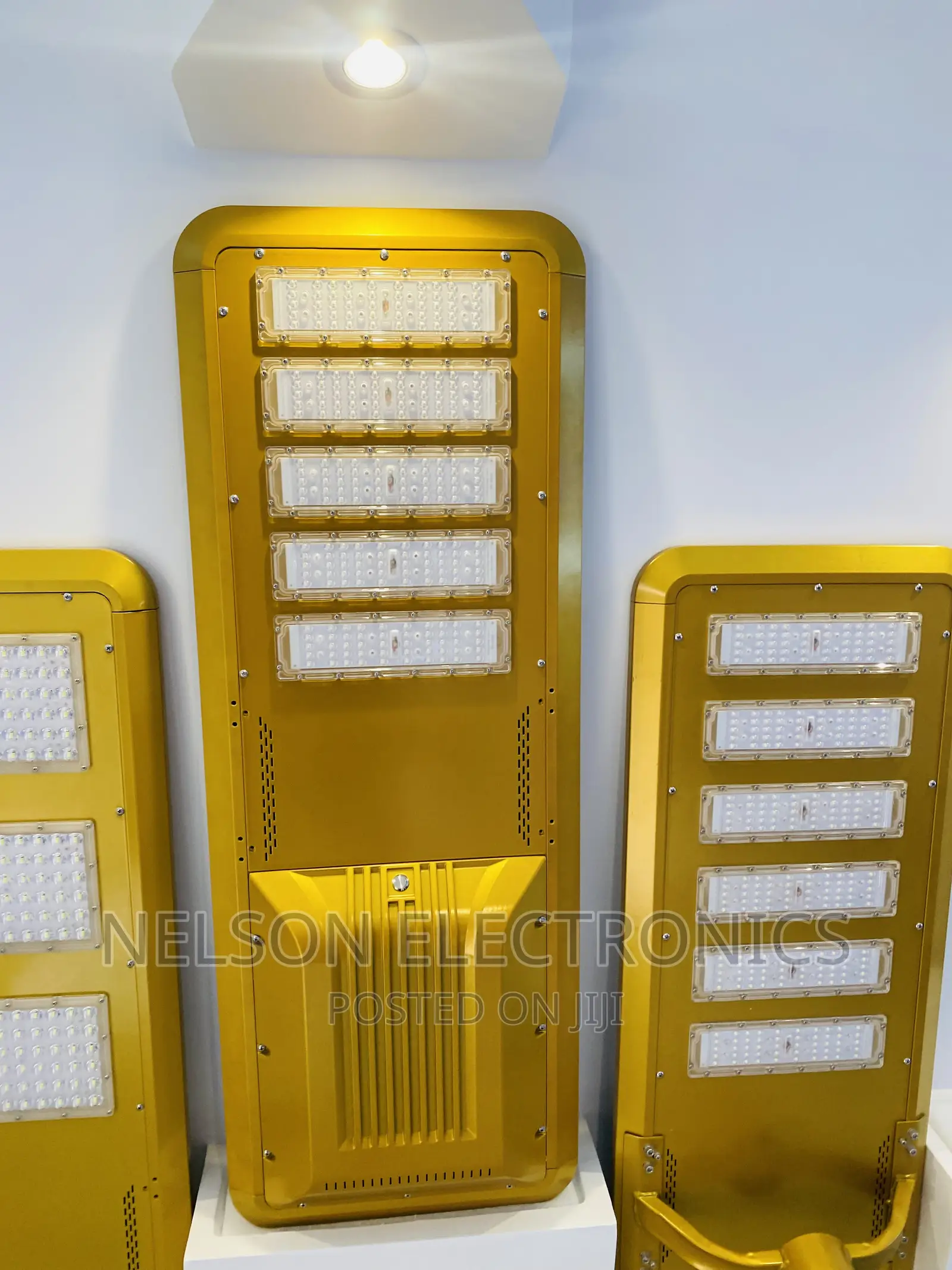 SMS 150watt Gold Color Solar Street Light Very Bright