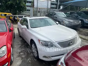 Lexus LS 460 L Luxury Sedan 2007 White