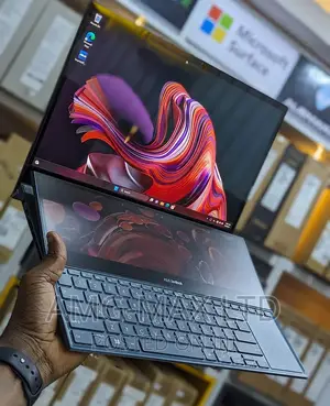 Laptop Asus ZenBook Pro 15 UX580GE 32GB Intel Core I9 SSD 1T
