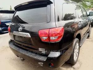 Toyota Sequoia 2016 Black