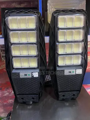 High Efficiency Solar Energy Street Lights ''