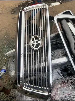 Front Grille Tundra 2012 Model