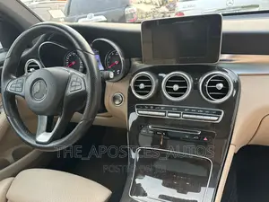 Mercedes-Benz GLC-Class 2017 White