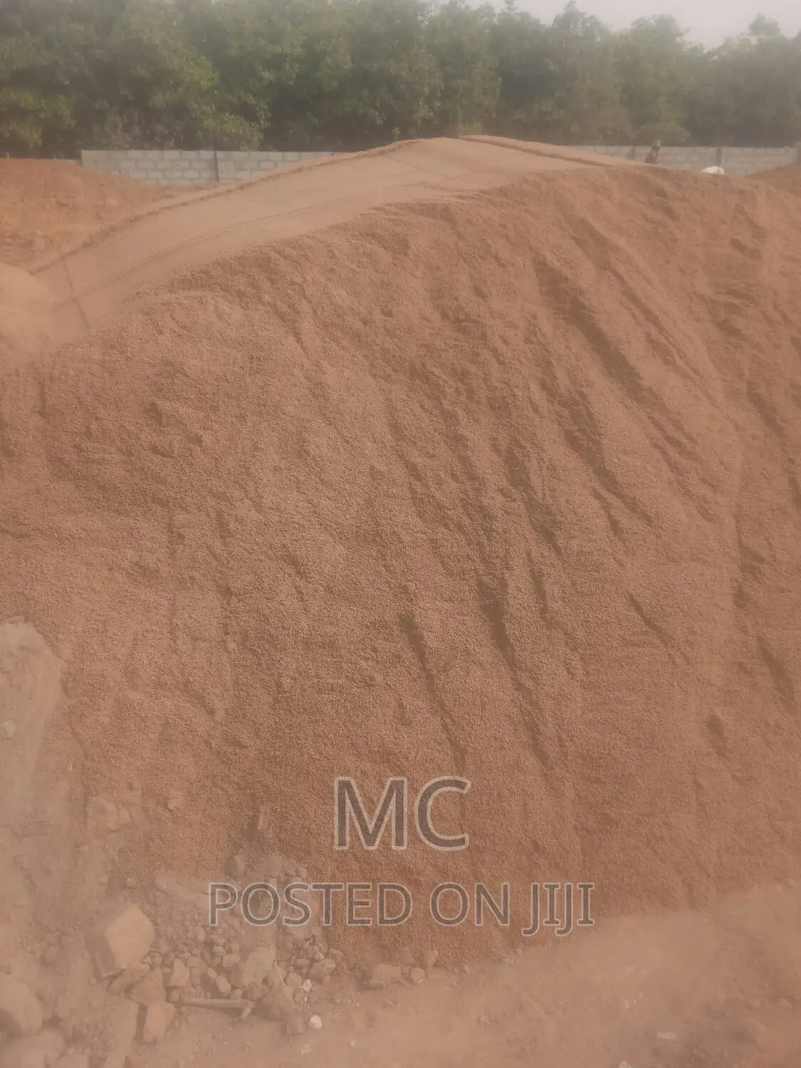 Neat Sharp Sand