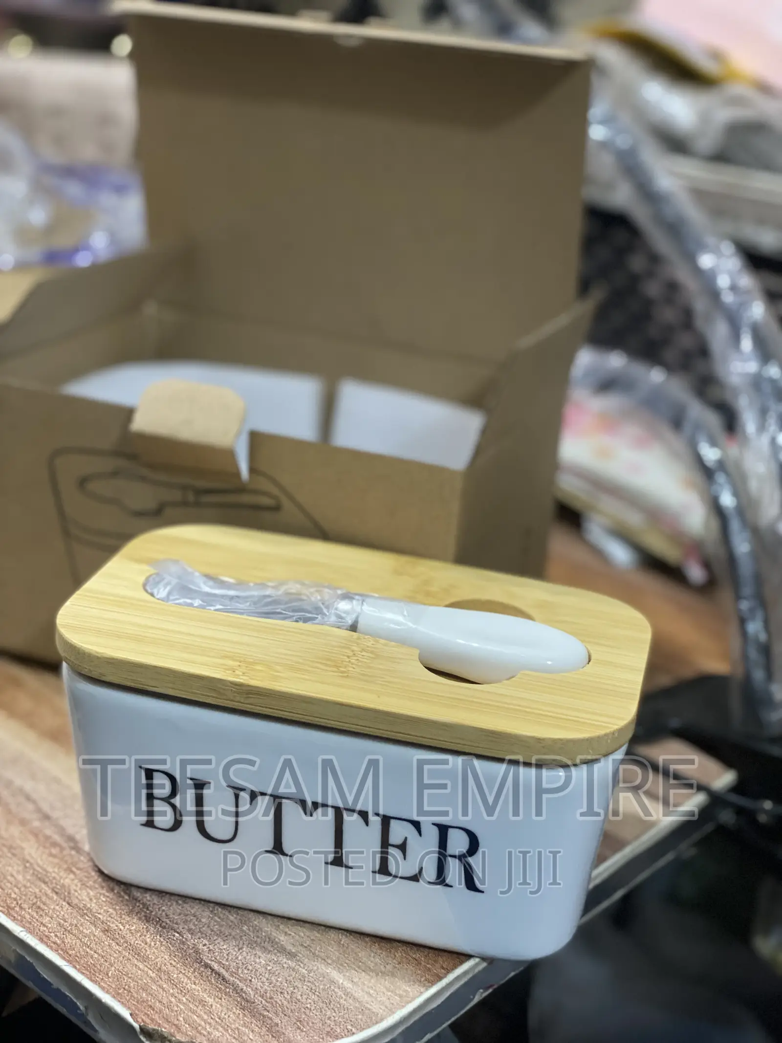 Ceramic Butter Plate With Knife
