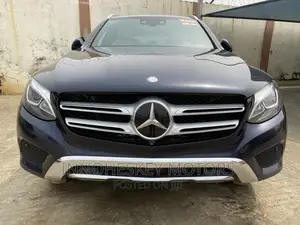 Mercedes-Benz GLC-Class 2016 Blue