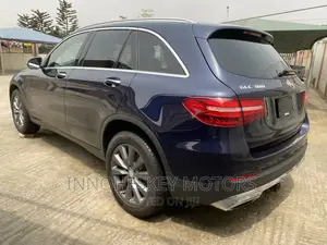 Mercedes-Benz GLC-Class 2016 Blue