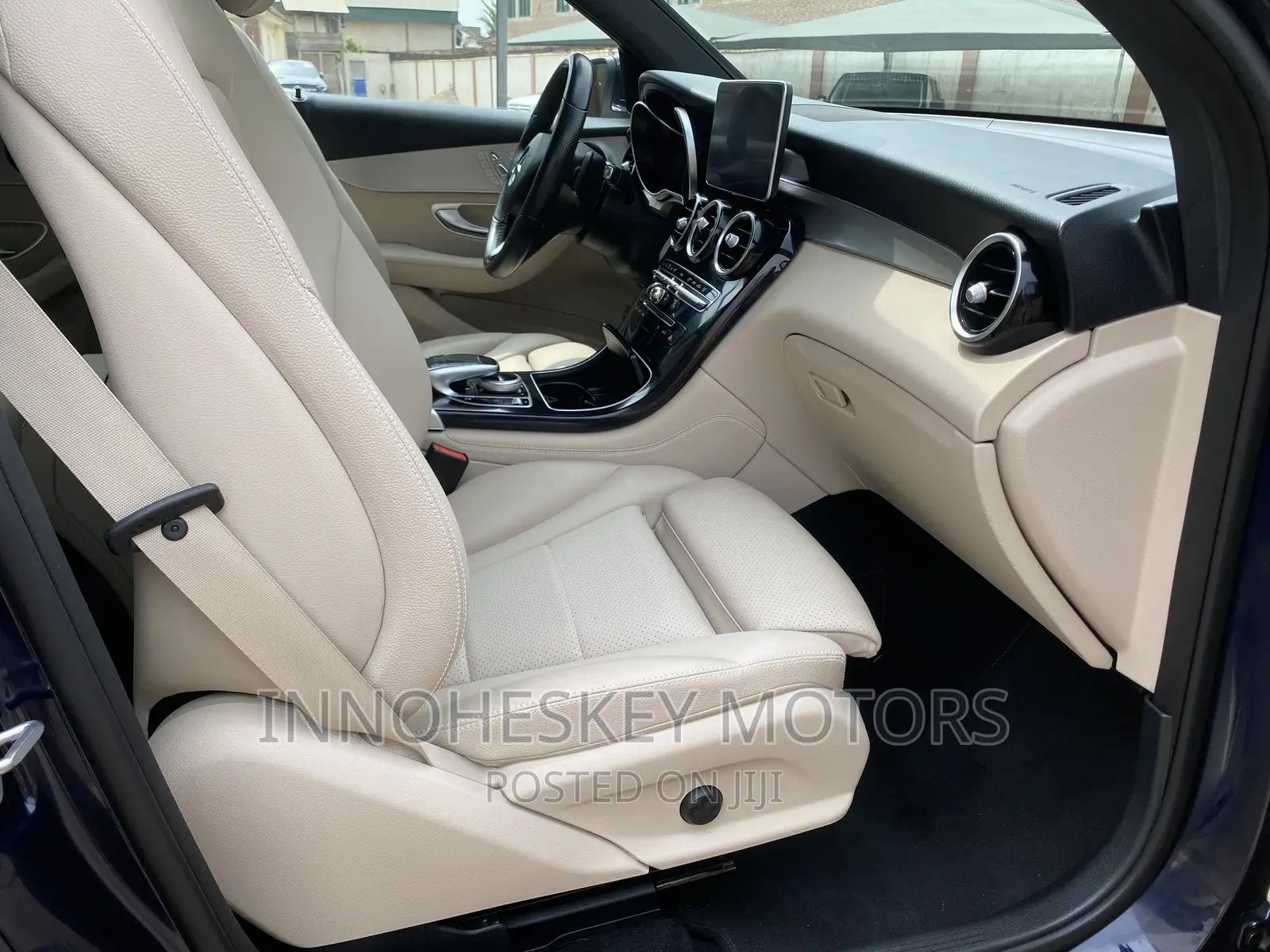 Mercedes-Benz GLC-Class 2016 Blue