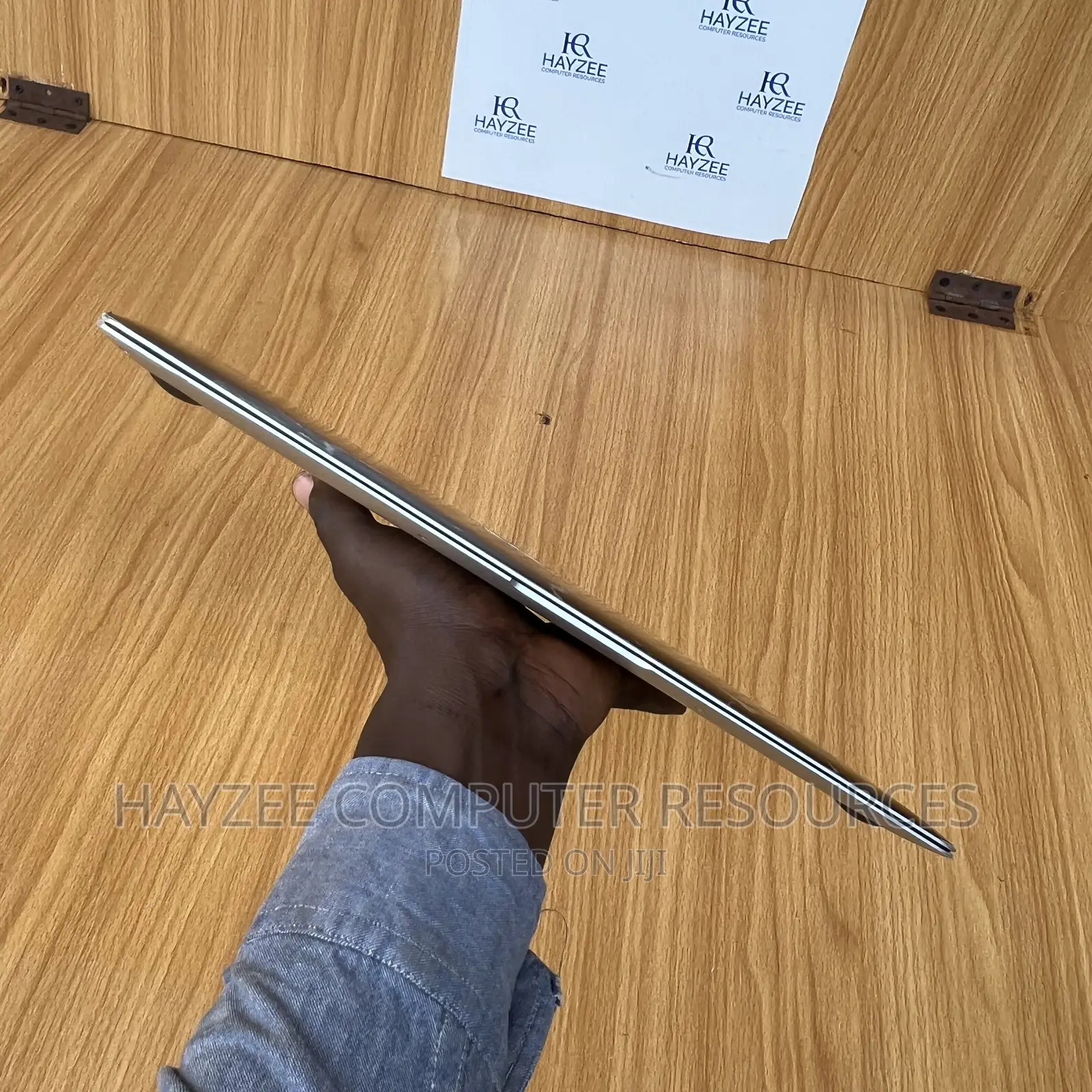 Laptop Apple MacBook Air 2015 8GB Intel Core I7 SSD 128GB