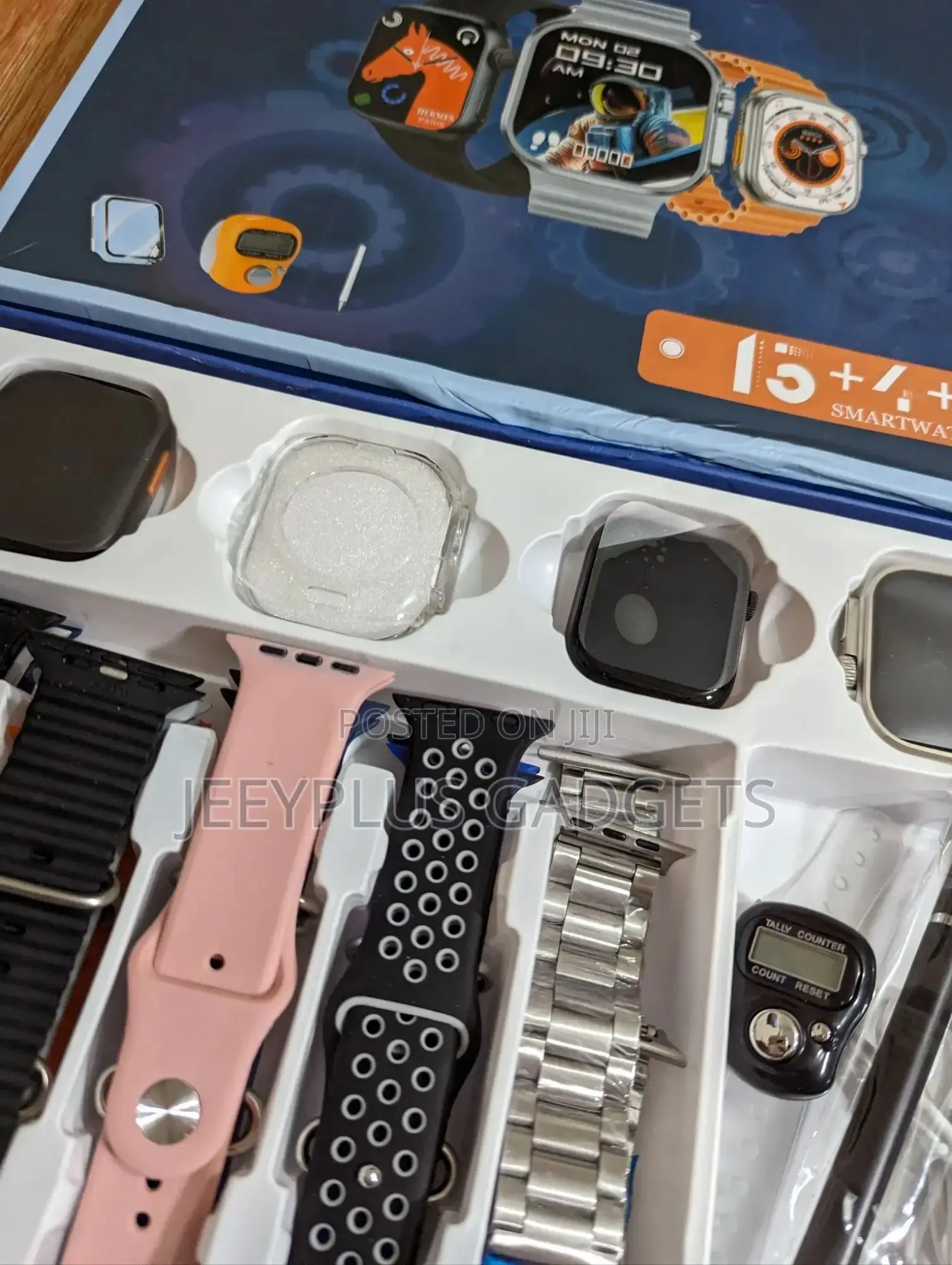 Y200 Smartwatch With 3 Heads