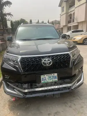 Executive SUV Jeep