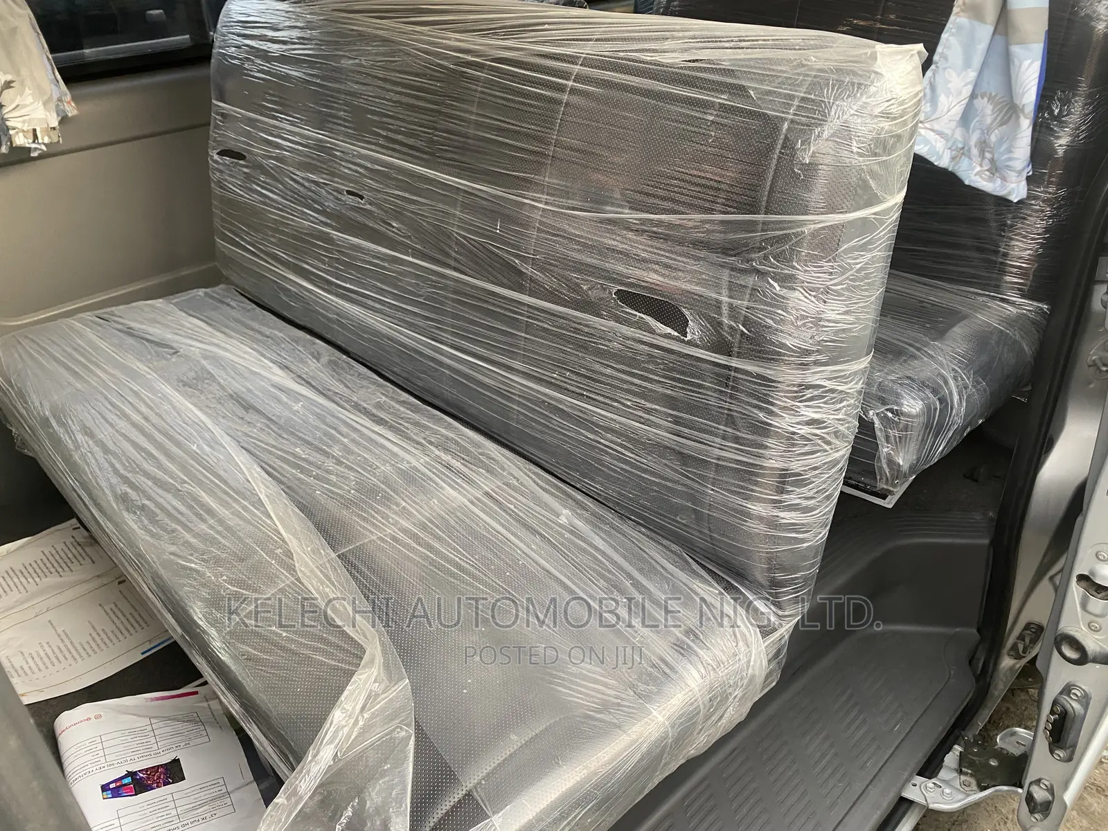 Toyota HiAce 2012 Silver