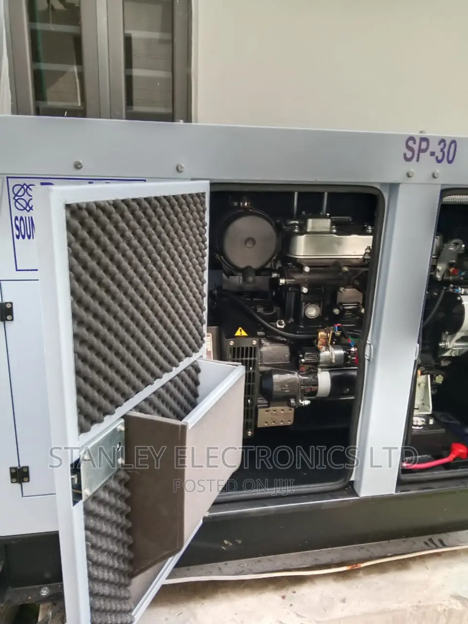 30kva Perkins Soundproof Generator 100% Copper Coil