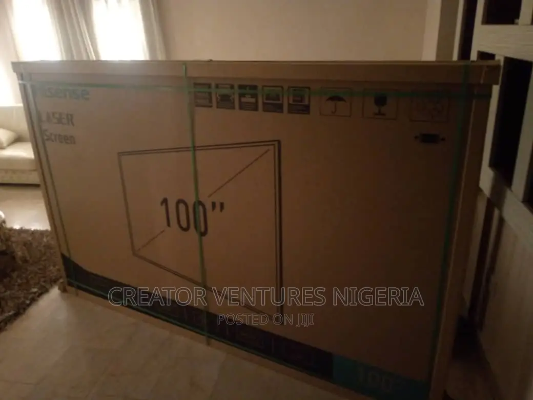 HISENCE LASER SCREEN 100" UHD Screen Projector Pure.