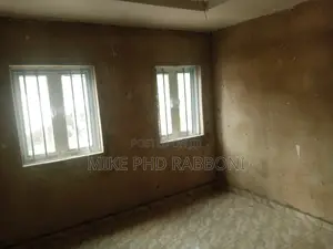 2bdrm Block of Flats in G.R.A, Enugu for rent