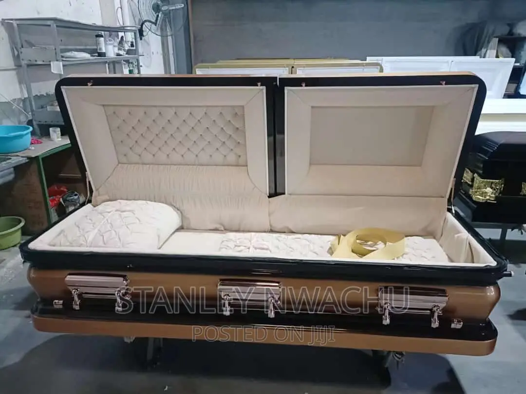 Royalty Foreign Classy Casket