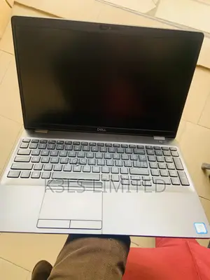 Laptop Dell Latitude 5501 16GB Intel Core i7 SSD 512GB