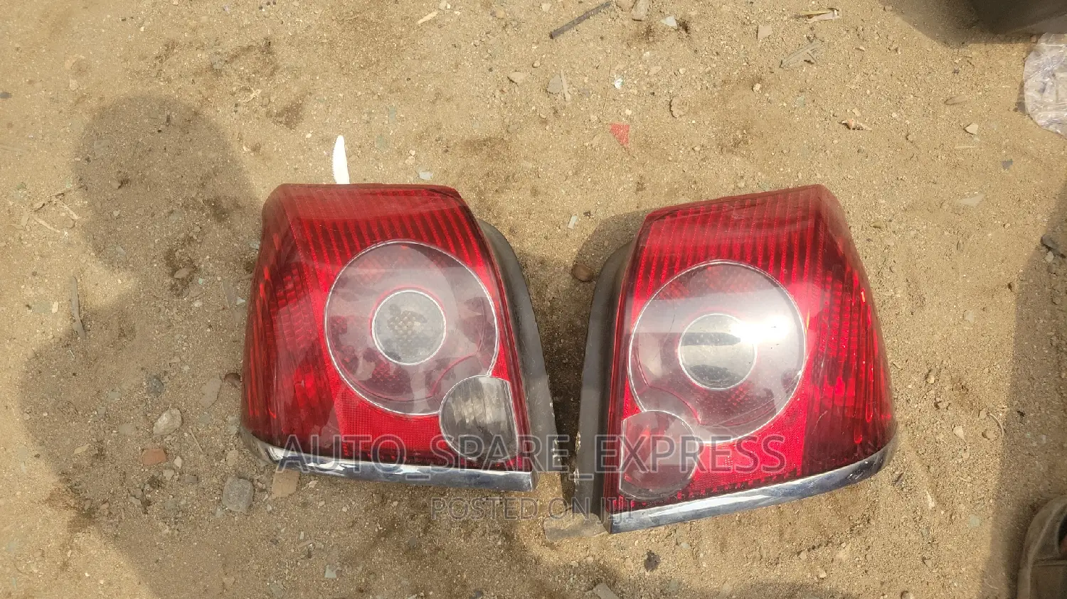 Avensis 2006 Rearlight