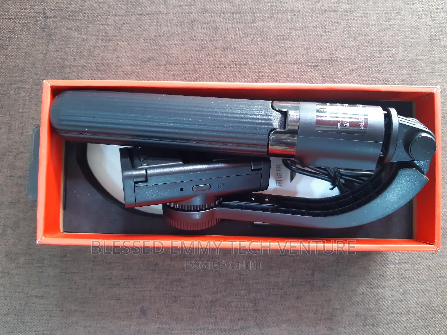 L08 Bluetooth Handheld Gimbal Stabilizer Mobile Phone Stick