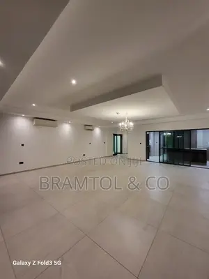 Photo - 2bdrm Block of Flats in Wuse 2 for rent