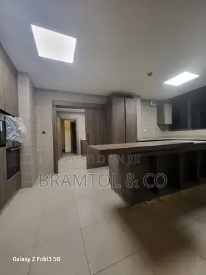 2bdrm Block of Flats in Wuse 2 for rent