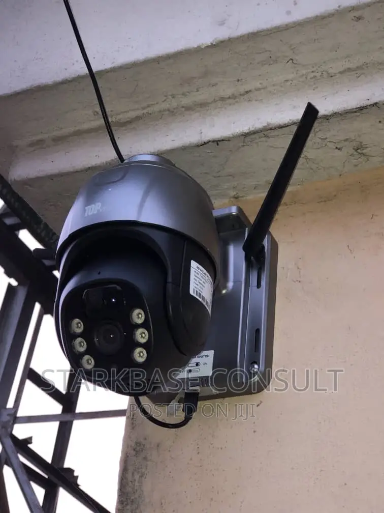 Solar PTZ CCTV Camera