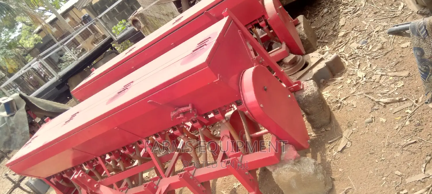 Mechanical Seed Panter (13 Rows)