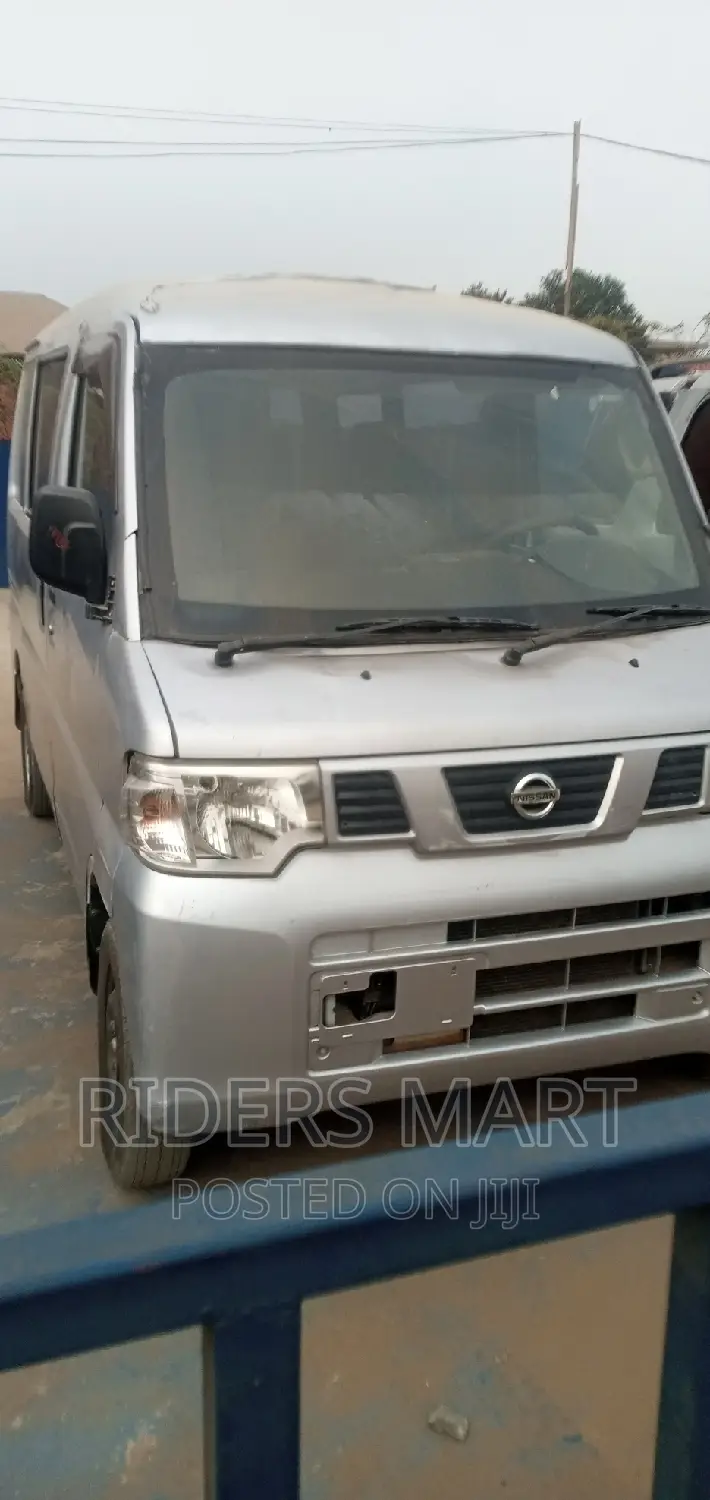 Daihatsu Hijet 2018 White