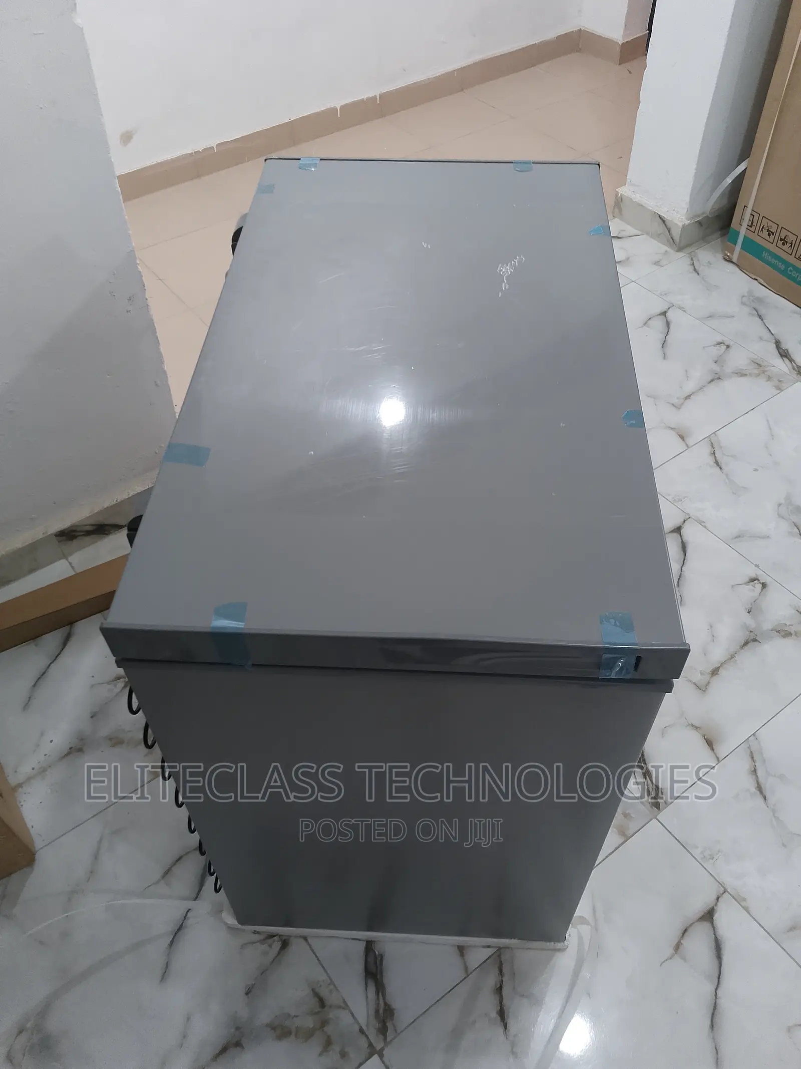 Aeon ACF200GK 202 Litre Anti-Rust Chest Freezer R600a