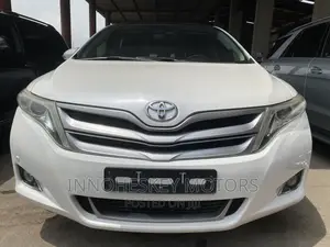 Toyota Venza Limited AWD V6 2013 White