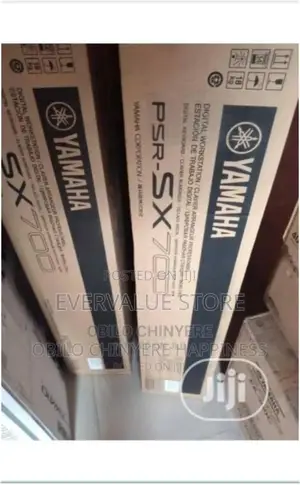 Yamaha PSR-SX700 Keyboard