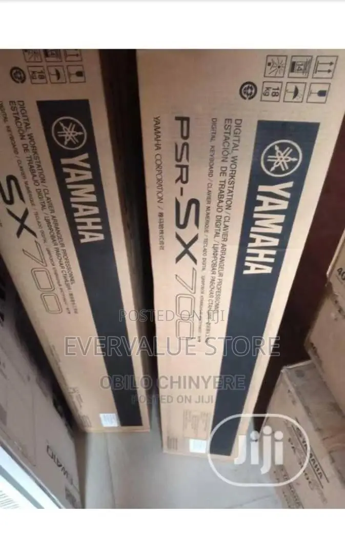 Yamaha PSR-SX700 Keyboard