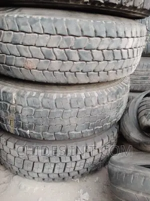 215/75/17,5 Tukumbor Tire