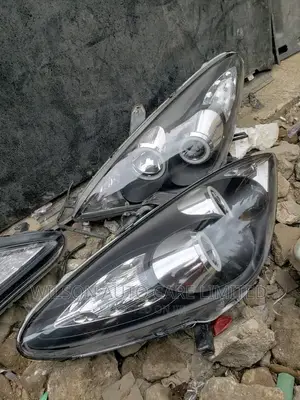 Es 330 Yahoo Type Headlights Available