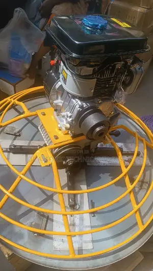 Robin Engine Power Trowel