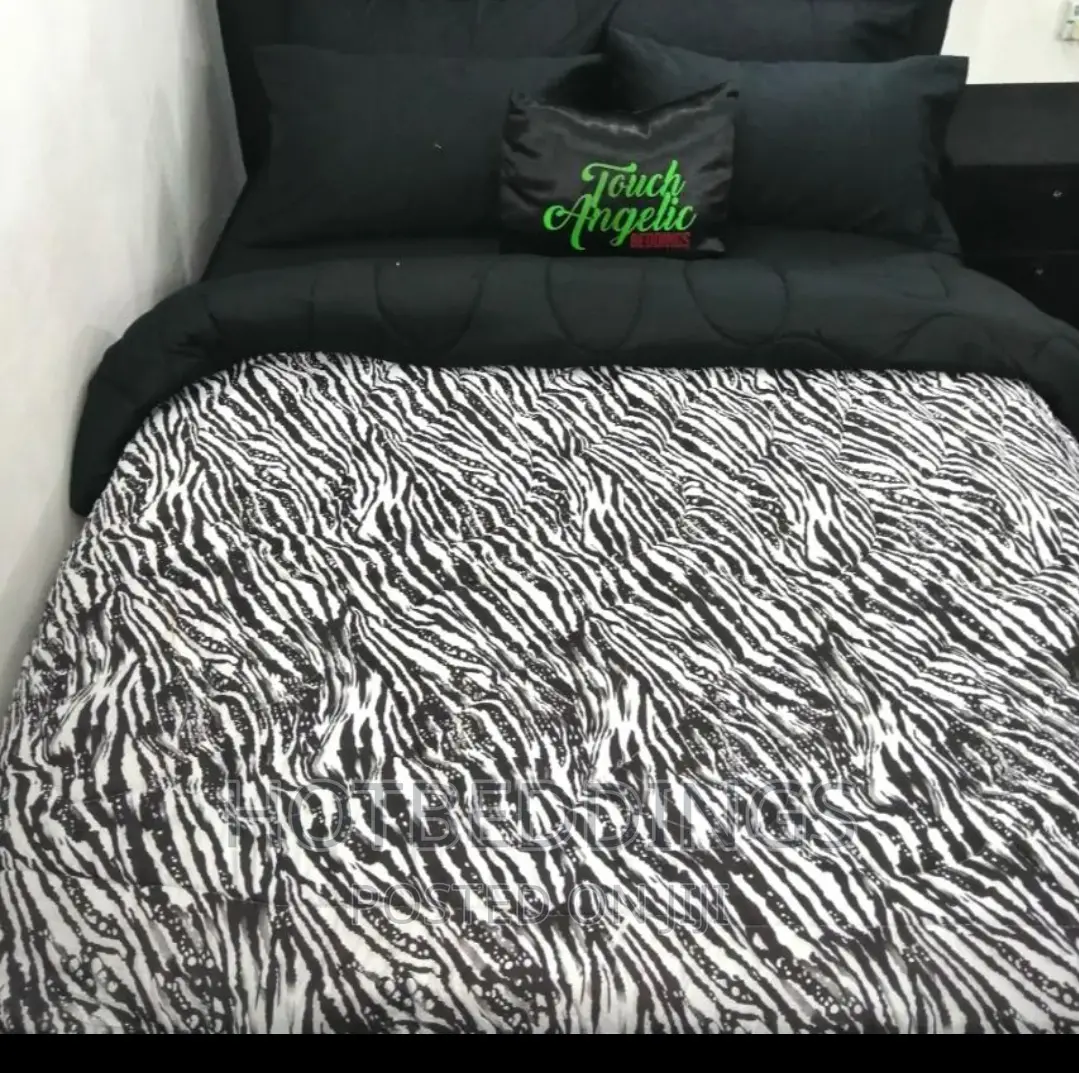 Correct Duvet,Bedsheet and 4 Pillowcases