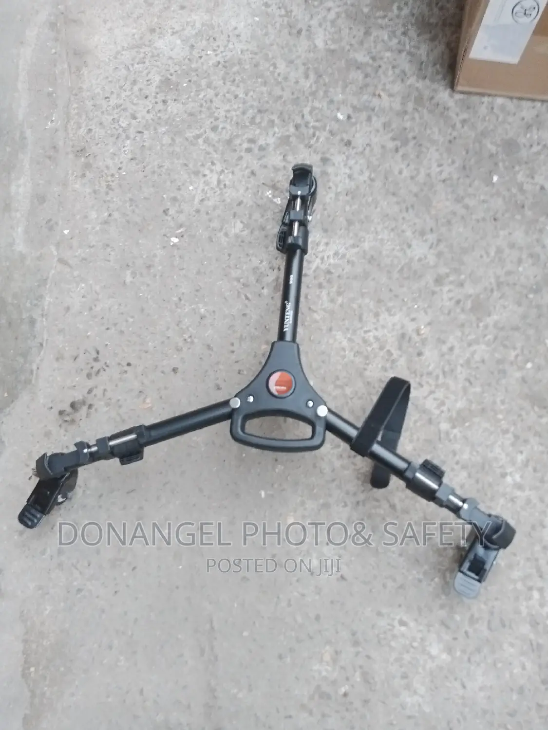 Tripod Dolly