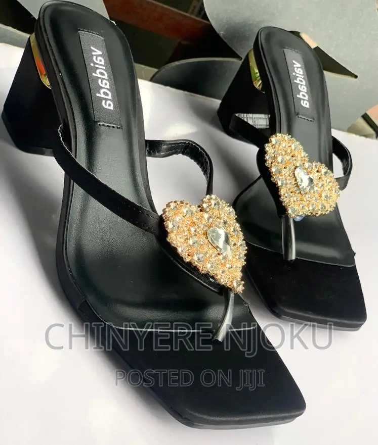 Slippers Shoe
