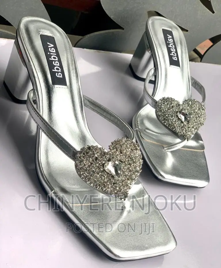 Slippers Shoe