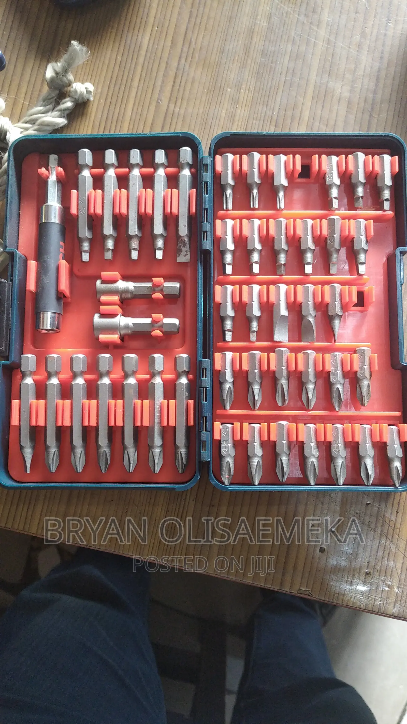 Screwdrivers and Allenkey Bits Set