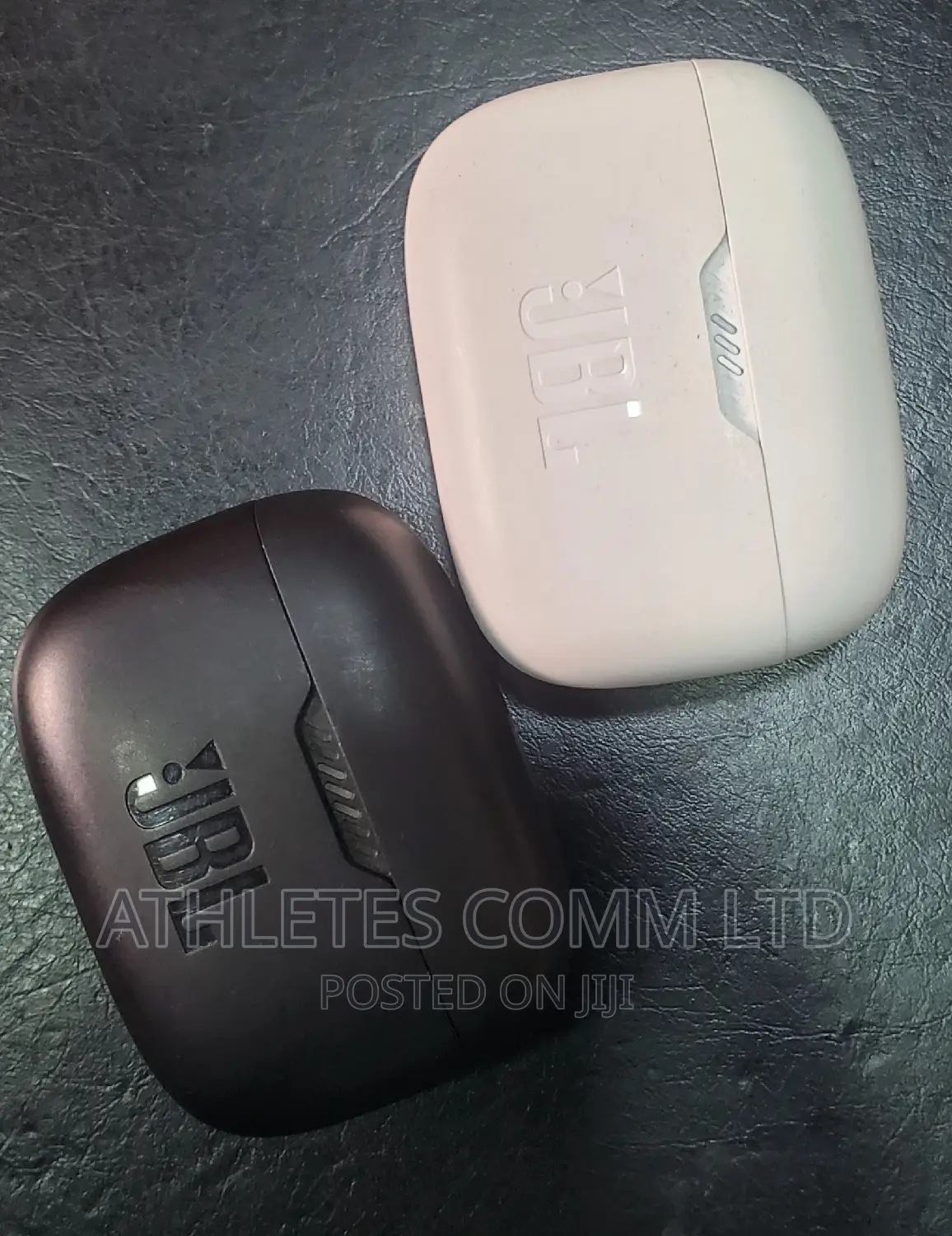 JBL TUNE230NC TWS Buds