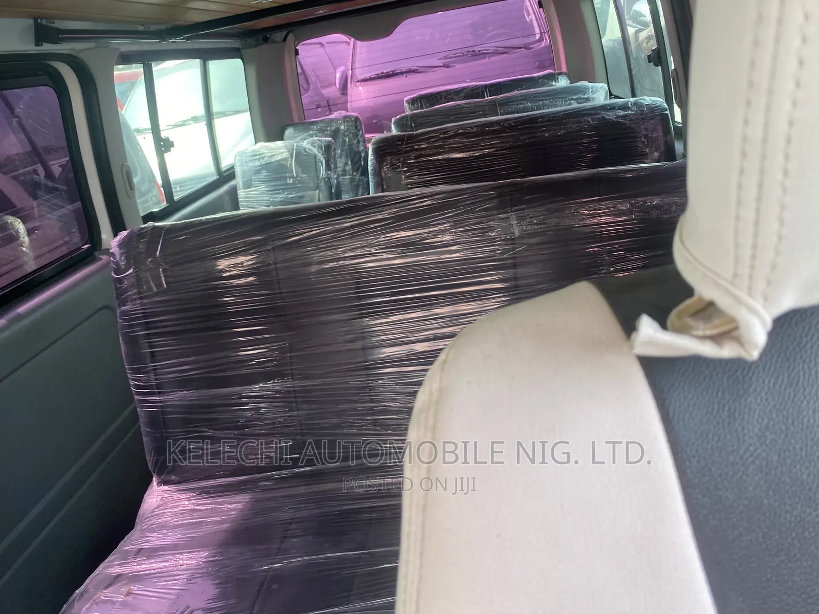 Toyota HiAce 2012 White