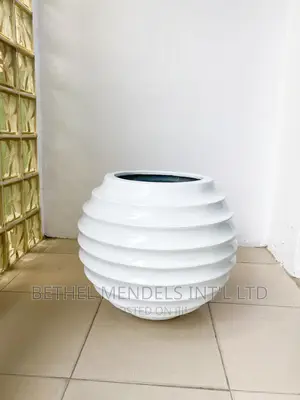 Ring Fiberglass Flower Pot/Vase/Planter | Wholesalers Wanted